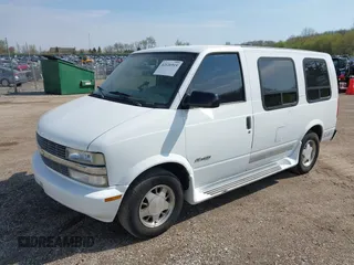 1995 Chevrolet Astro Cargo Van with VIN 1GBDM19W2SB148388, listed as a IAAI auction lot 42126915 with 135,062 mi miles. Bid and sale history available at carsss.com. Image 17.