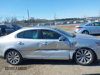 2013 Lincoln MKS EcoBoost with VIN 1LNHL9FT9DG613100, listed as a IAAI auction lot 41614096 with 207,789 mi miles. Bid and sale history available at carsss.com. Image 13.