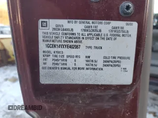 2000 Chevrolet Silverado 1500 with VIN 1GCEK14VXYE402067, listed as a Copart auction lot 85978574 with 185,618 mi miles and Non Repairable. Bid and sale history available at carsss.com. Image 12.