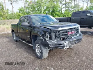 2011 GMC Sierra 1500 SLE z VIN 1GTR2VE35BZ165574, wystawiony jako IAAI lot #42241050 z przebiegiem 197 335 mil mil oraz . Historia ofert i sprzedaży dostępna na DreamBid. Obrazek 1.
