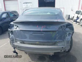 2023 Tesla Model 3 z VIN 5YJ3E1EA0PF577869, wystawiony jako IAAI lot #41468956 z przebiegiem 38 760 mil mil oraz . Historia ofert i sprzedaży dostępna na DreamBid. Obrazek 16.