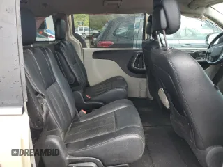 2011 Chrysler Town & Country Touring L with VIN 2A4RR8DG9BR798889, listed as a Copart auction lot 70291314 with Not Provided miles and Clean Title. Bid and sale history available at DreamBid. Image 11.