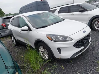 2020 Ford Escape z VIN 1FMCUOG67LUA21917, wystawiony jako IAAI lot #42726533 z przebiegiem 216 089 mil mil oraz . Historia ofert i sprzedaży dostępna na DreamBid. Obrazek 1.