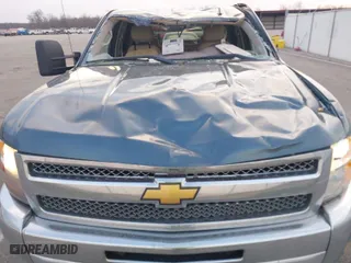 2012 Chevrolet Silverado 1500 LT with VIN 1GCPKSE77CF148478, listed as a IAAI auction lot 41907747 with 258,801 mi miles. Bid and sale history available at carsss.com. Image 10.