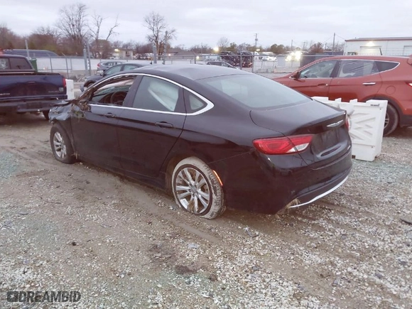 2015 Chrysler 200 Limited with VIN 1C3CCCAB8FN538967, listed as a IAAI auction lot 40943422 with 130,423 mi miles. Bid and sale history available at carsss.com. Image 3.