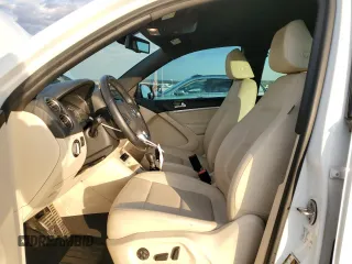 2016 Volkswagen Tiguan R-Line with VIN WVGBV7AX1GW079891, listed as a Copart auction lot 88413125 with 115,551 mi miles and Clean Title. Bid and sale history available at DreamBid. Image 7.