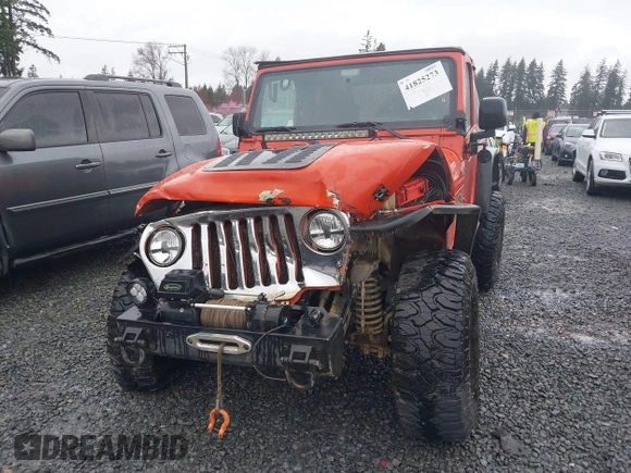 2006 Jeep Wrangler SE with VIN 1J4FA29S46P738370, listed as a IAAI auction lot 41825273 with 163,267 mi miles. Bid and sale history available at carsss.com. Image 6.