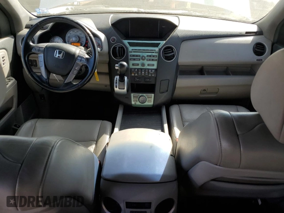 2010 Honda Pilot Touring with VIN 5FNYF3H82AB022596, listed as a Copart auction lot 71893214 with 131,901 mi miles and Salvage Title. Bid and sale history available at DreamBid. Image 8.