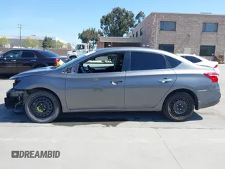 2019 Nissan Sentra S with VIN 3N1AB7AP7KY252391, listed as a IAAI auction lot 41969629 with 100,995 mi miles. Bid and sale history available at carsss.com. Image 15.
