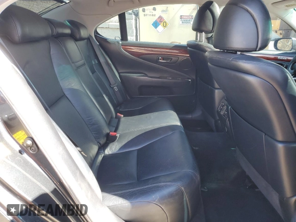 2011 Lexus LS 460 with VIN JTHBL5EF1B5103510, listed as a Copart auction lot 48377525 with 87,612 mi miles and Salvage title. Bid and sale history available at DreamBid. Image 10.