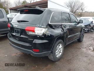 2018 Jeep Grand Cherokee Laredo E z VIN 1C4RJEAG1JC275535, wystawiony jako IAAI lot #41120357 z przebiegiem 108 109 mil mil oraz . Historia ofert i sprzedaży dostępna na DreamBid. Obrazek 4.