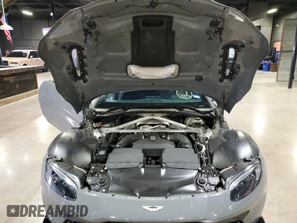 2020 Aston Martin Vantage z VIN SCFSMGAW6LGN03859, wystawiony jako Copart lot #52294204 z przebiegiem 47 486 mil mil oraz Szkoda całkowita • Salvage title. Historia ofert i sprzedaży dostępna na DreamBid. Obrazek 7.
