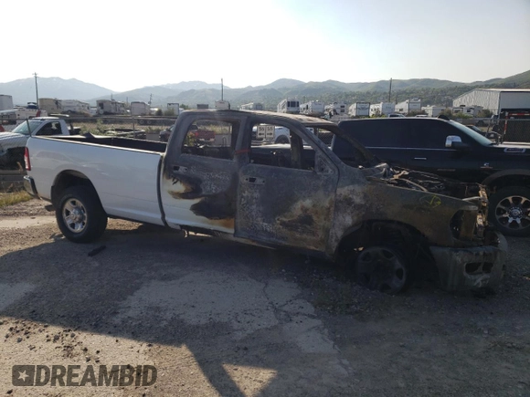 2022 Ram 3500 Tradesman with VIN 3C63R3GL1NG267940, listed as a Copart auction lot 51504453 with 0 mi miles and Salvage Title. Bid and sale history available at carsss.com. Image 4.