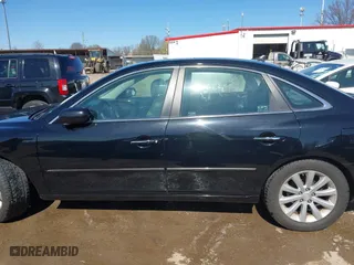 2009 Hyundai Azera GLS with VIN KMHFC46D39A351345, listed as a IAAI auction lot 41974507 with 138,174 mi miles. Bid and sale history available at carsss.com. Image 14.