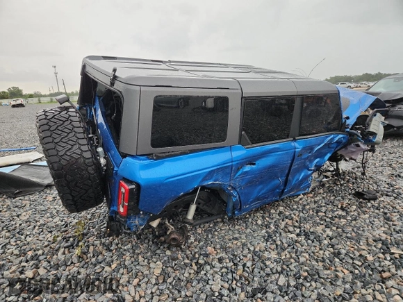 2021 Ford Bronco z VIN 1FMEE5DPXMLB01431, wystawiony jako Copart lot #59192915 z przebiegiem Nie podano mil oraz Nie do naprawy • Non repairable. Historia ofert i sprzedaży dostępna na DreamBid. Obrazek 3.