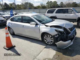 2016 Nissan Altima S with VIN 1N4AL3AP9GN331767, listed as a Copart auction lot 45404995 with 121,304 mi miles and Salvage Title. Bid and sale history available at carsss.com. Image 4.