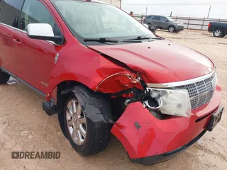 2008 Lincoln MKX with VIN 2LMDU68C98BJ09848, listed as a IAAI auction lot 42183618 with 105,847 mi miles and . Bid and sale history available at DreamBid. Image 6.