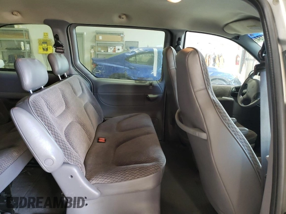 2000 Dodge Caravan with VIN 2B4GP25R4YR662501, listed as a Copart auction lot 78211184 with 95,679 mi miles and Salvage Title. Bid and sale history available at carsss.com. Image 12.