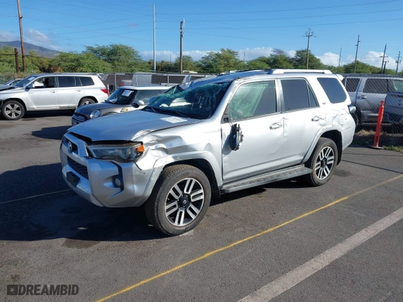 2016 Toyota 4Runner SR5 with VIN JTEZU5JR5G5115580, listed as a IAAI auction lot 41240581 with 82,338 mi miles. Bid and sale history available at carsss.com. Image 18.