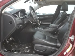 2019 Chrysler 300 Limited with VIN 2C3CCAKG1KH566434, listed as a Copart auction lot 44573815 with 123,552 mi miles and Salvage Title. Bid and sale history available at carsss.com. Image 7.
