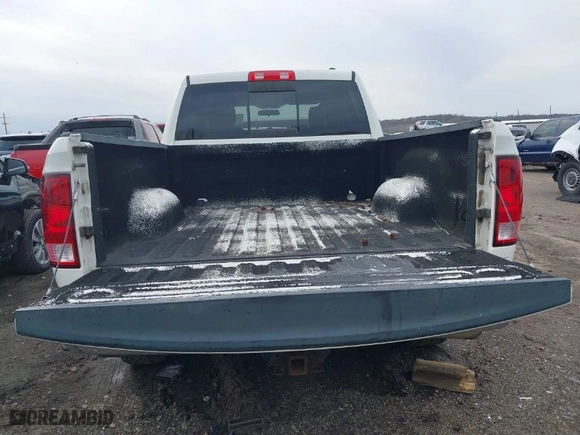 2009 Dodge Ram 1500 SLT with VIN 1D3HB18PX9S700623, listed as a IAAI auction lot 41617857 with 231,055 mi miles. Bid and sale history available at carsss.com. Image 16.