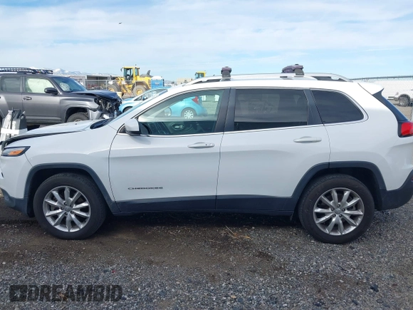 2017 Jeep Cherokee Limited z VIN 1C4PJMDB6HW555493, wystawiony jako IAAI lot #41799350 z przebiegiem 92 591 mil mil oraz . Historia ofert i sprzedaży dostępna na DreamBid. Obrazek 14.