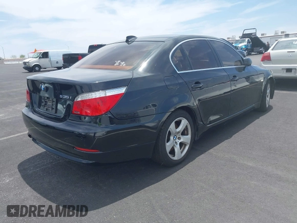 2008 BMW 5 Series 535i z VIN WBANW13508CZ84226, wystawiony jako IAAI lot #42282277 z przebiegiem 192 840 mil mil oraz . Historia ofert i sprzedaży dostępna na DreamBid. Obrazek 4.