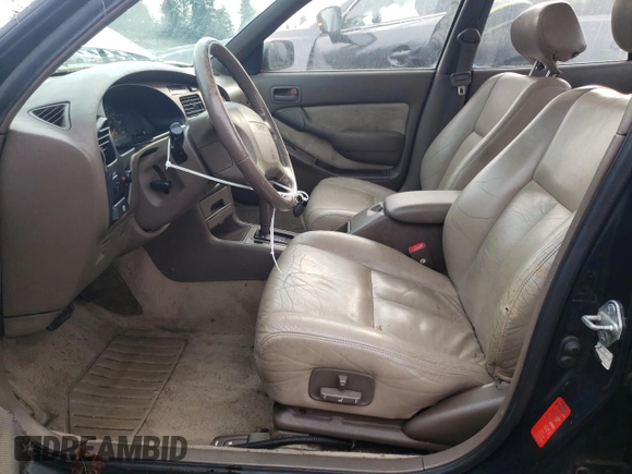 1994 Toyota Camry XLE with VIN JT2GK13E2R0008225, listed as a Copart auction lot 83668084 with 258,735 mi miles and Salvage Title. Bid and sale history available at carsss.com. Image 7.