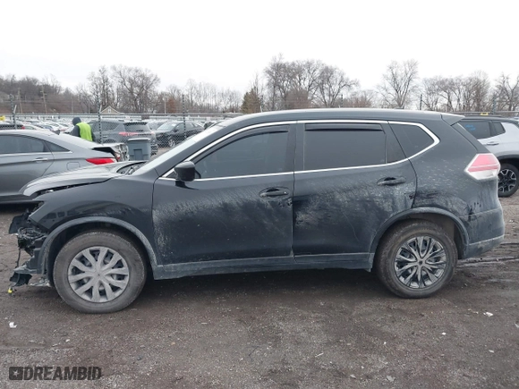 2016 Nissan Rogue S with VIN KNMAT2MV2GP696410, listed as a IAAI auction lot 41211530 with 141,122 mi miles. Bid and sale history available at carsss.com. Image 14.