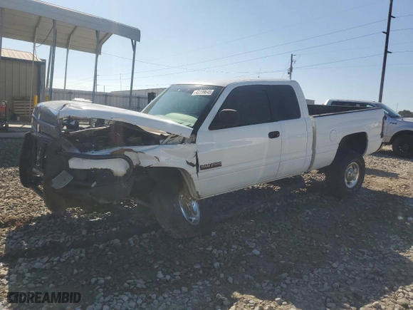 2002 Dodge Ram 2500 with VIN 3B7KF23662M255383, listed as a Copart auction lot 43199645 with 117,720 mi miles and Salvage Title. Bid and sale history available at carsss.com. Image 1.