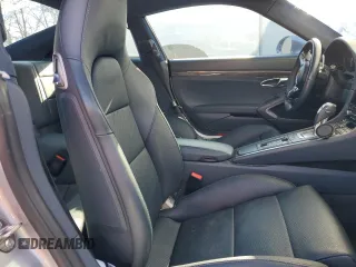 2017 Porsche 911 Turbo S z VIN WP0AD2A9XHS166494, wystawiony jako Copart lot #86107354 z przebiegiem Nie podano mil oraz Nie do naprawy • Non repairable. Historia ofert i sprzedaży dostępna na DreamBid. Obrazek 10.