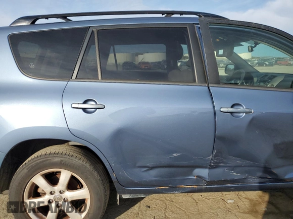 2008 Toyota RAV4 Ltd with VIN JTMZK34VX85018352, listed as a Copart auction lot 44043645 with 191,306 mi miles and Salvage Title. Bid and sale history available at carsss.com. Image 10.