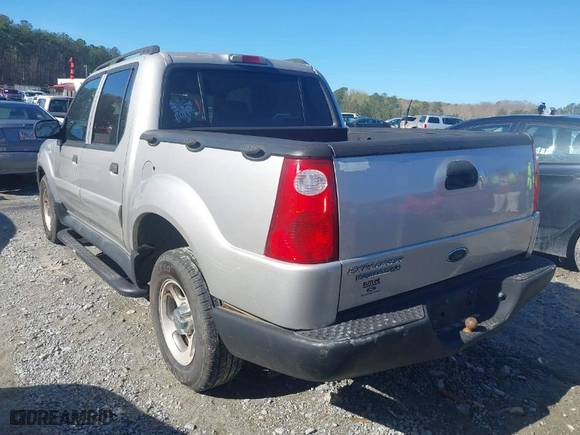 2005 Ford Explorer Sport Trac XLS with VIN 1FMZU67K25UA08134, listed as a IAAI auction lot 41852555 with 185,135 mi miles. Bid and sale history available at carsss.com. Image 3.