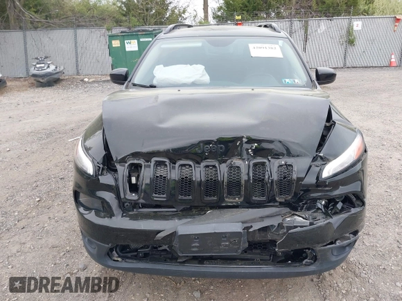 2018 Jeep Cherokee Latitude Tech Connect with VIN 1C4PJMCB7JD555019, listed as a IAAI auction lot 42091382 with 45,988 mi miles and . Bid and sale history available at DreamBid. Image 12.