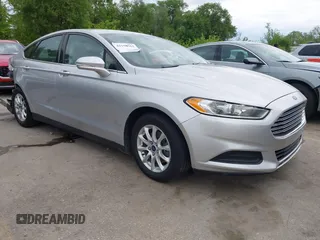 2016 Ford Fusion S z VIN 3FA6P0G76GR155001, wystawiony jako IAAI lot #42158562 z przebiegiem 147 964 mil mil oraz . Historia ofert i sprzedaży dostępna na DreamBid. Obrazek 1.