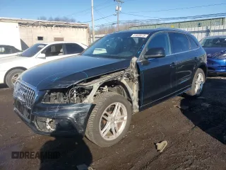 2014 Audi Q5 Prestige with VIN WA1WGAFP3EA027415, listed as a Copart auction lot 41820615 with 136,475 mi miles and Salvage title. Bid and sale history available at DreamBid. Image 1.