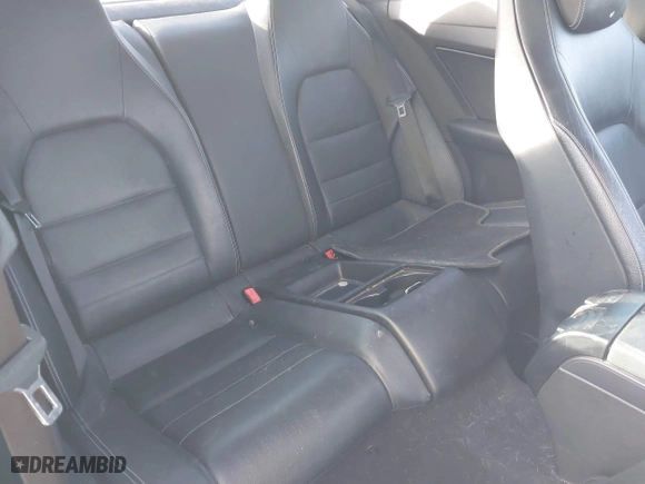2011 Mercedes-Benz E-Class E 350 with VIN WDDKJ5GB9BF114935, listed as a IAAI auction lot 41328018 with 123,706 mi miles. Bid and sale history available at carsss.com. Image 8.