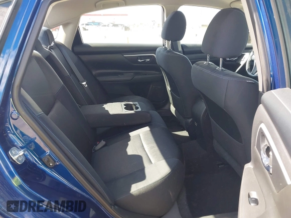 2018 Nissan Altima 2.5 S with VIN 1N4AL3AP3JC142423, listed as a IAAI auction lot 41793851 with 61,391 mi miles. Bid and sale history available at carsss.com. Image 8.