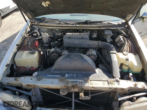 1992 Chevrolet Caprice z VIN 1G1BN53E5NW117035, wystawiony jako Copart lot #74152744 z przebiegiem 88 812 mil mil oraz Czysty tytuł • Clean title. Historia ofert i sprzedaży dostępna na DreamBid. Obrazek 11.