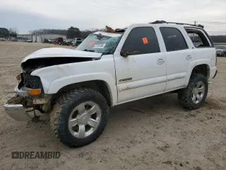 2002 Chevrolet Tahoe Z71 with VIN 1GNEK13Z52R215976, listed as a Copart auction lot 87701755 with 138,475 mi miles and Salvage Title. Bid and sale history available at carsss.com. Image 1.