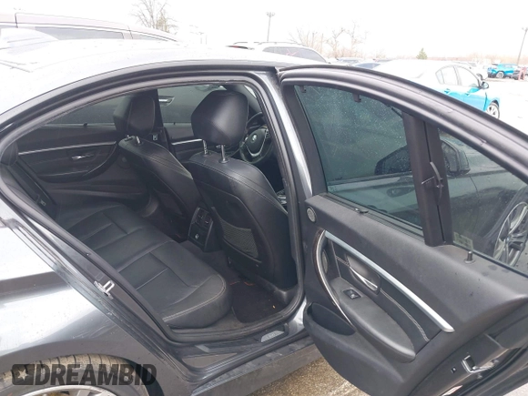 2016 BMW 3 Series 340i xDrive with VIN WBA8B7G57GNT95862, listed as a IAAI auction lot 41924936 with 117,570 mi miles and . Bid and sale history available at DreamBid. Image 8.