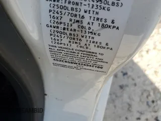 2002 Isuzu Rodeo S z VIN 4S2CK58W424342189, wystawiony jako Copart lot #76187294 z przebiegiem 139 827 mil mil oraz Szkody całkowita. Historia ofert i sprzedaży dostępna na DreamBid. Obrazek 14.