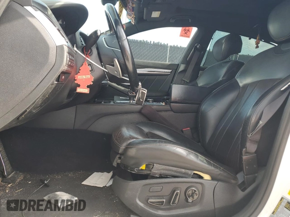 2018 Genesis G80 Sport z VIN KMHGN4JB7JU243284, wystawiony jako Copart lot #57919065 z przebiegiem 87 851 mil mil oraz Tytuł czysty. Historia ofert i sprzedaży dostępna na DreamBid. Obrazek 7.