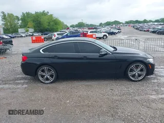 2017 BMW 4 Series 430i z VIN WBA4F7C50HG786608, wystawiony jako IAAI lot #42125231 z przebiegiem 111 665 mil mil oraz . Historia ofert i sprzedaży dostępna na DreamBid. Obrazek 13.