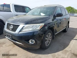 2014 Nissan Pathfinder Platinum with VIN 5N1AR2MM0EC698002, listed as a IAAI auction lot 42074374 with 130,490 mi miles. Bid and sale history available at carsss.com. Image 2.