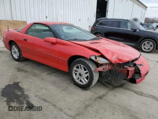 1995 Chevrolet Camaro z VIN 2G1FP22S1S2181409, wystawiony jako Copart lot #49273555 z przebiegiem 112 589 mil mil oraz Czysty tytuł • Clean title. Historia ofert i sprzedaży dostępna na DreamBid. Obrazek 4.