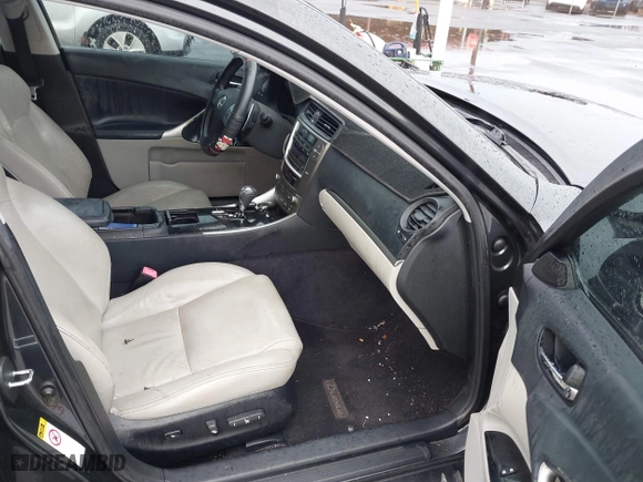2011 Lexus IS 250 with VIN JTHBF5C29B5135208, listed as a IAAI auction lot 42073769 with 82,618 mi miles. Bid and sale history available at carsss.com. Image 5.