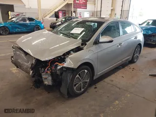 2021 Hyundai Ioniq Plug-In Hybrid Limited with VIN KMHCX5LD6MU252740, listed as a IAAI auction lot 40838233 with NaN miles. Bid and sale history available at carsss.com. Image 17.