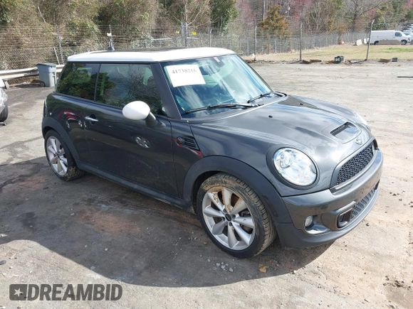 2013 MINI Hardtop S with VIN WMWSV3C50DT394345, listed as a IAAI auction lot 41738216 with 58,241 mi miles and . Bid and sale history available at DreamBid. Image 1.