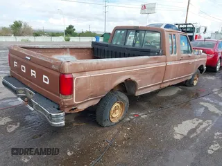 1989 Ford F-150 with VIN 1FTEX14Y1KKA59105, listed as a IAAI auction lot 42649376 with 50,869 mi miles and . Bid and sale history available at DreamBid. Image 4.